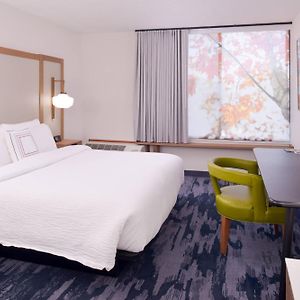 King Room Mobility or hearing accessible